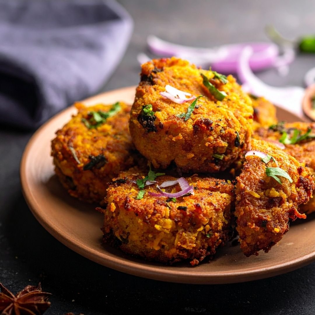 Amritsari Chicken Pakora (Crispy Spiced Chicken Fritters)