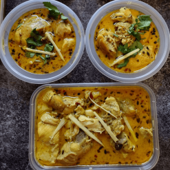 Kashmiri Chicken Yakhni (Aromatic Chicken in Yogurt-Based Broth)