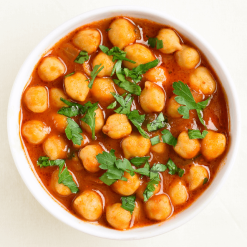 Delhi White Channa (Spiced Chickpeas Curry)